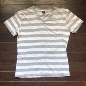 3/$12 ✨ Striped tee 🦓